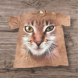 The mountain Cougar shirt men’s size small the mountain